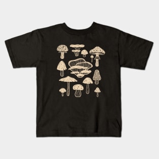 Goblincore Cream Cottagecore Fungi Mushroom Kids T-Shirt